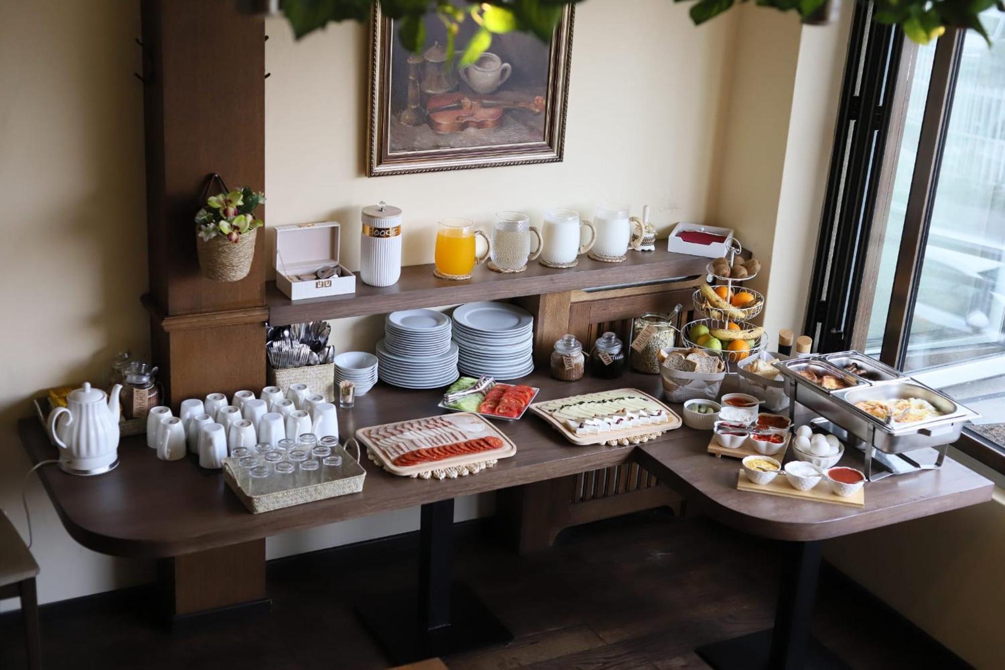 Garni Hotel Ema ครากูเยวัตส์ ภายนอก รูปภาพ